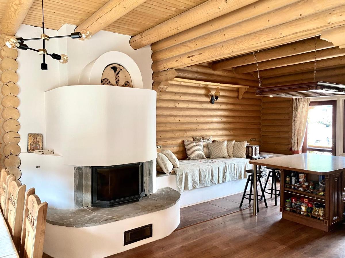 Chalet Four Seasons Villa Tatariv Eksteriør bilde