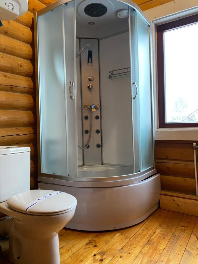 Chalet Four Seasons Villa Tatariv Eksteriør bilde